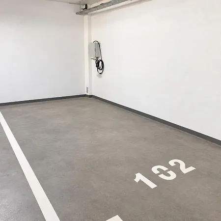 Panorama 72 Sea View Private Parking Ev Charger Апартамент Варна